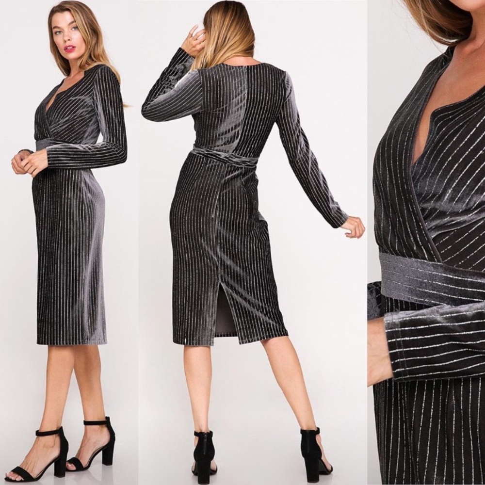 💎Host Pick x2🎉Gray Velvet Wrap Dress - Picture 3 of 11